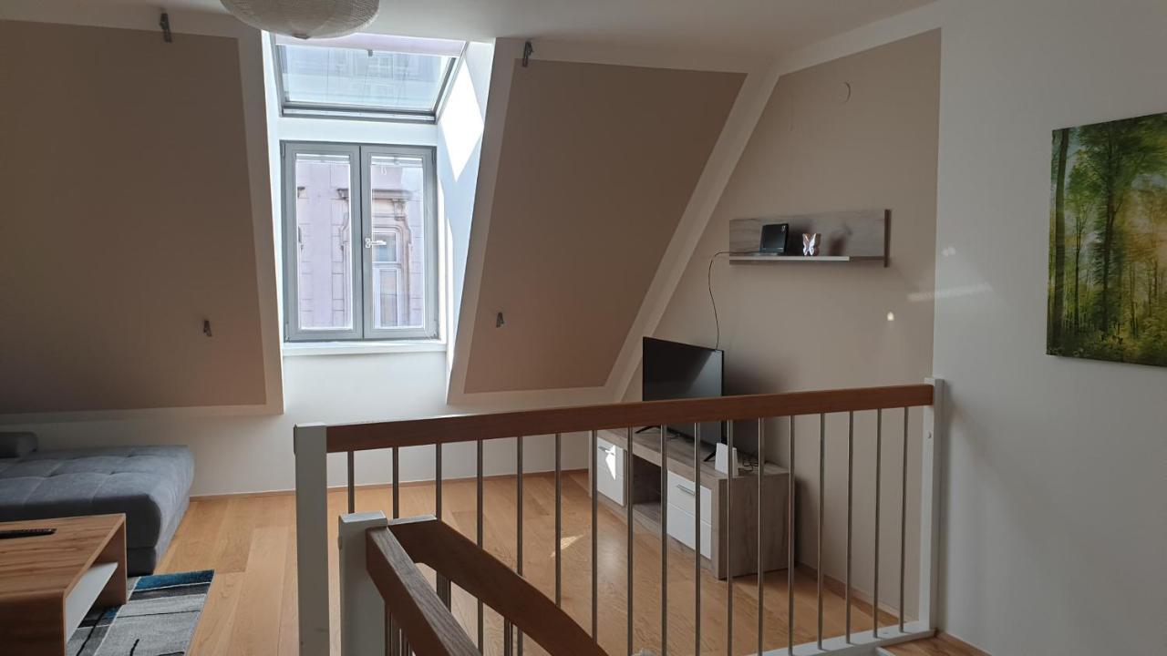 Elegance Apartment Vienna Luaran gambar